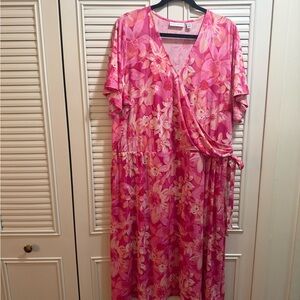 Susan Graver Pink Floral Top